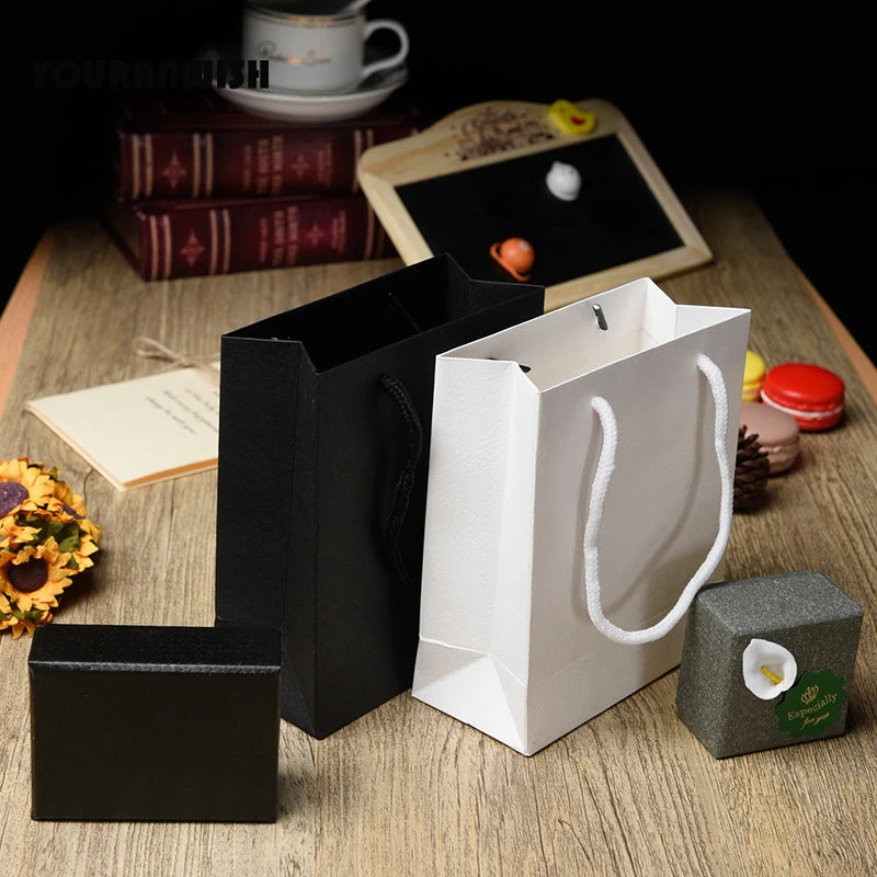 BlackPluss - 10/20pcs/lot White Black Highest Simple Paper Gift Bag Kraft Paper Candy Box With Handle Wedding Birthday Party Gift Package