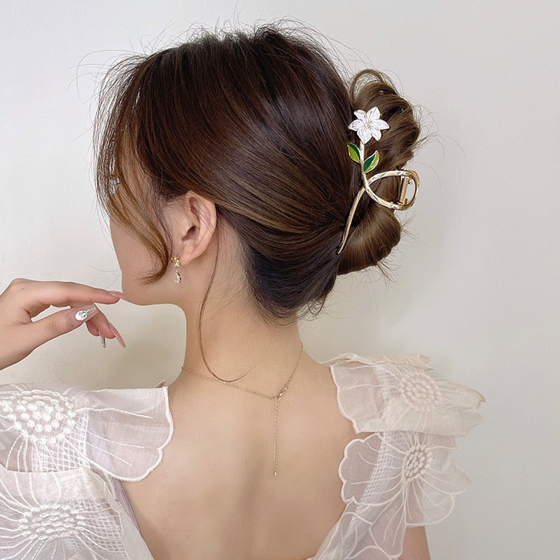 BlackPluss - Metal Hair Claw Elegant Gold Flowers