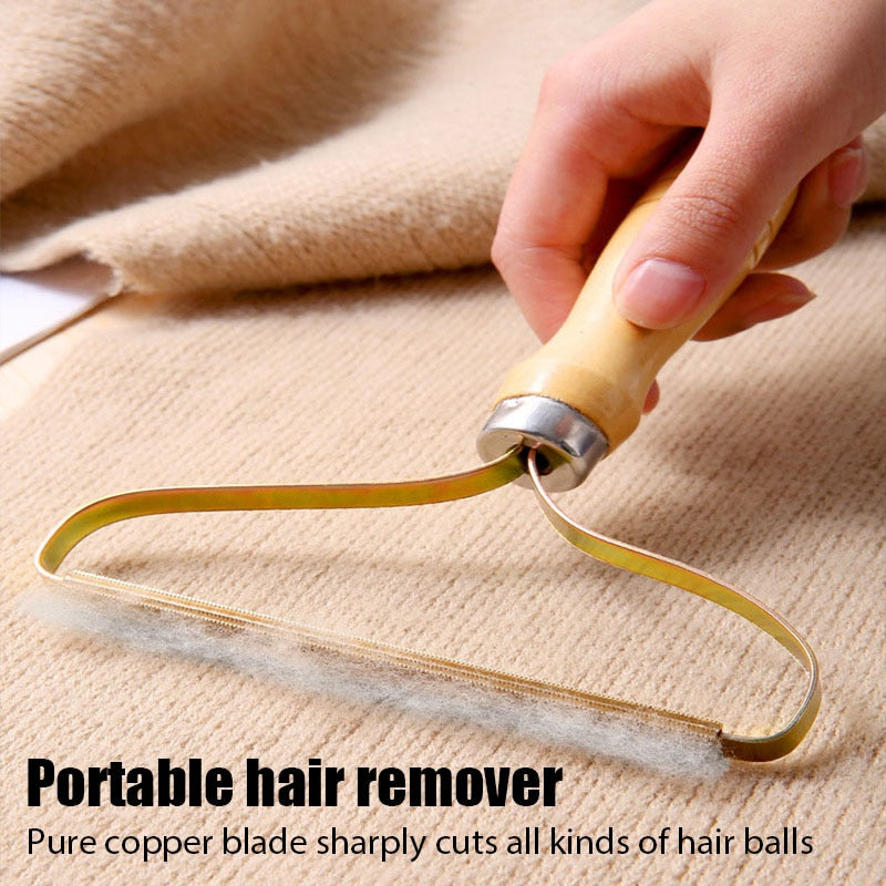 BlackPluss - Pet Hair Remover Portable Manual Scraper Lint Cleaner Sticky Brush.