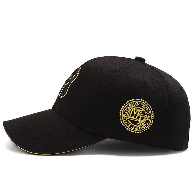 BlackPluss - مجموعة محسن - قبعة Snapback مطرزة بأحرف.