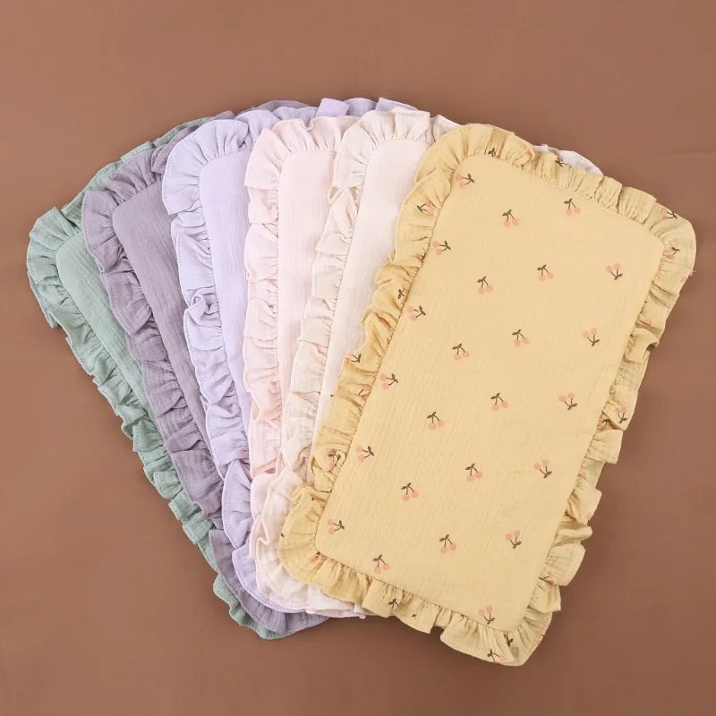 BlackPluss - 4 Layers Cotton Gauze Baby Bib Solid Color Ruffle Newborn Burp Cloths.