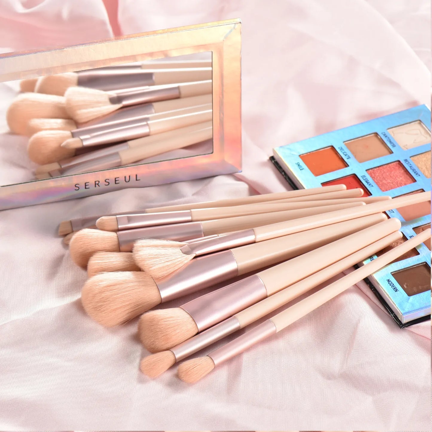 BlackPluss - Premium Makeup Brushes Set Eye Shadow Foundation Women.